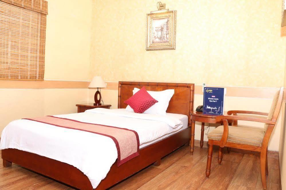 Indian Summer Hotels Pvt Ltd Лудяна Екстериор снимка